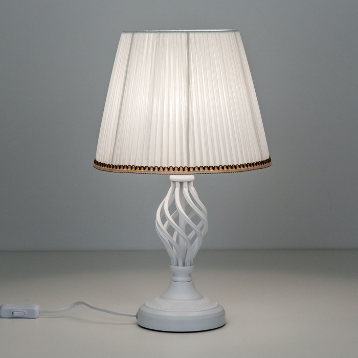 Лампа настольная CITILUX CL402800 Вена E27 75W