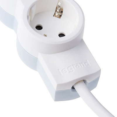 Удлинитеть Legrand 695011 стандарт 5роз. з/к 1,5м купить Удлинители