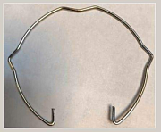 купить Пружина д/фиксации лампы в светильнике Ecola MR16 со стопором (1уп-5шт) Комплектующие